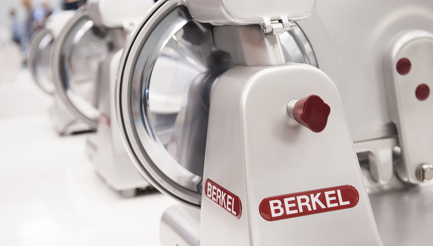 SPITZENQUALITÄT UND WEITERENTWICKLUNG